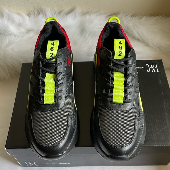 INC International Concepts Men’s RAVEN Black/ Red Multi Sneakers Size 10.5M. NEW - Picture 1 of 7